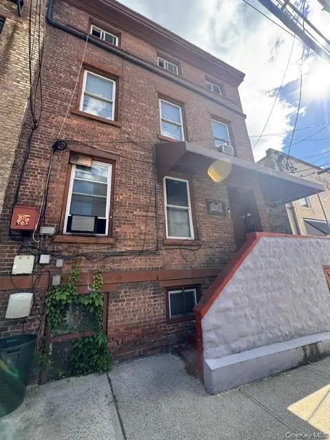 93 Ann Street, Newburgh, NY 12550 - #1