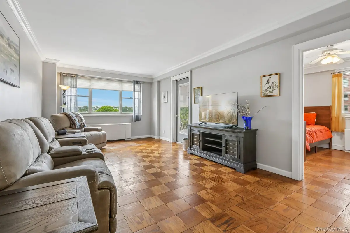 30 Lake Street #3J, White Plains, NY 10603 - #1