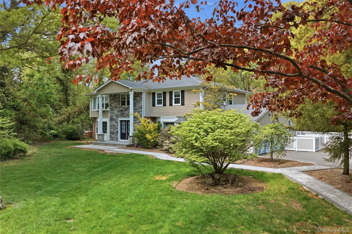 10 Stony Run Court, Dix Hills, NY 11746 - #1