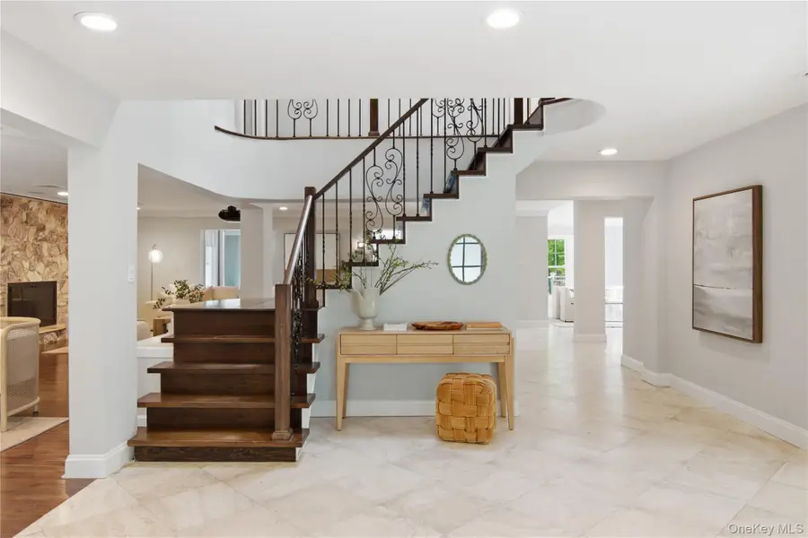 10 Stony Run Court, Dix Hills, NY 11746 - #3