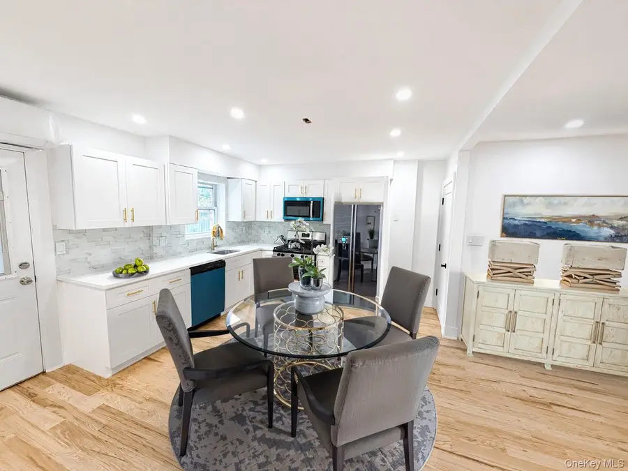 1061 E 218th Street, Bronx, NY 10469 - #3