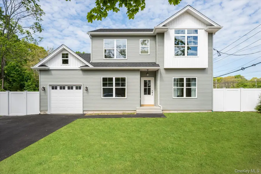 158 Mount Vernon Avenue, Patchogue, NY 11772 - #2