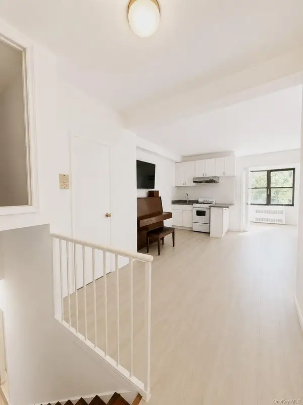 9940 63 Road #1R, Rego Park, NY 11374