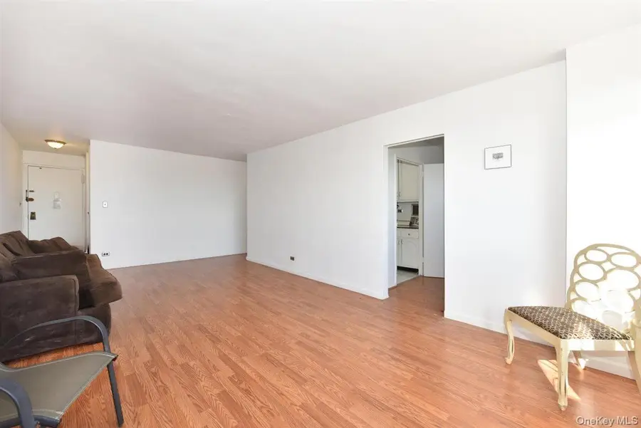 175-20 Wexford Terrace #16L, Jamaica, NY 11432 - #2