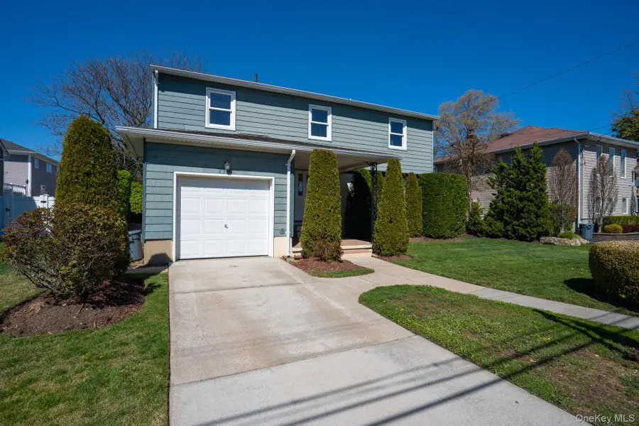2386 Hampton Avenue, Seaford, NY 11783 - #2