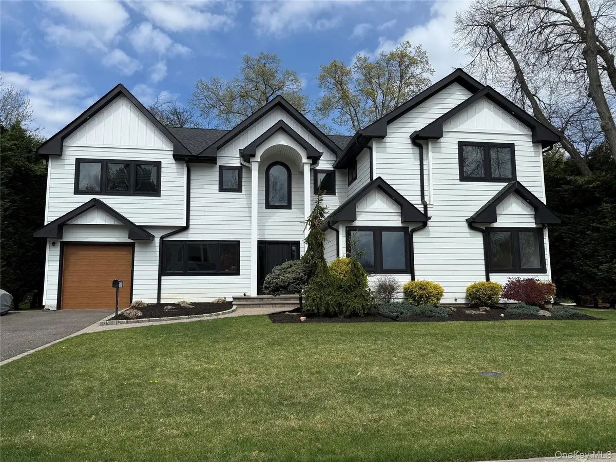 43 Marian Lane, Jericho, NY 11753 - #1