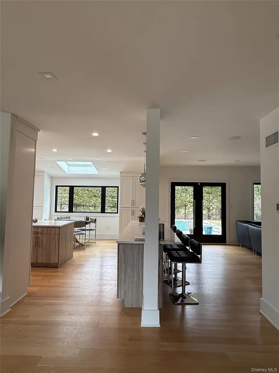 43 Marian Lane, Jericho, NY 11753 - #3