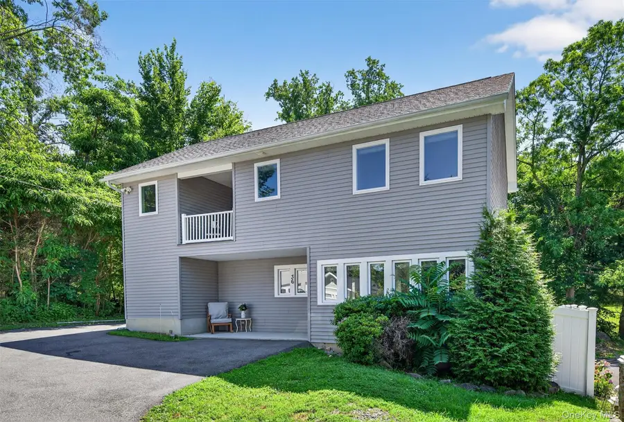 36 Bluff Avenue, Greenwood Lake, NY 10925 - #2