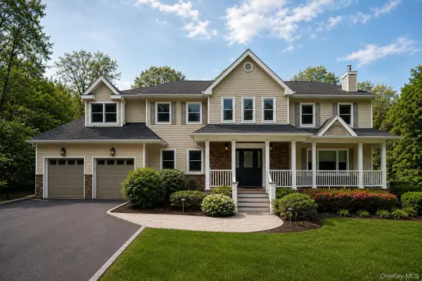 21 Hildreth Avenue, Huntington, NY 11743