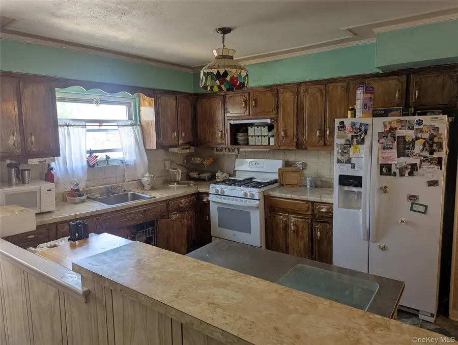 3016 Lawton Avenue, Bronx, NY 10465 - #2
