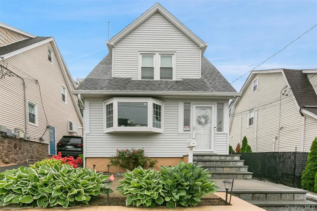 38 Emmett Terrace, New Rochelle, NY 10805 - #1