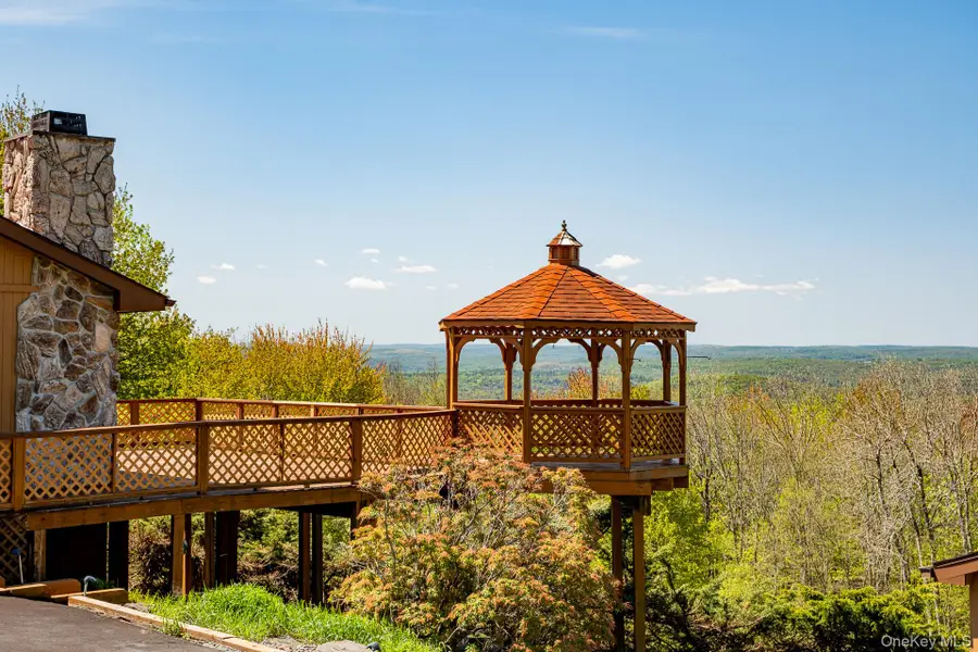 203 Skyline Drive, Woodbourne, NY 12788 - #3