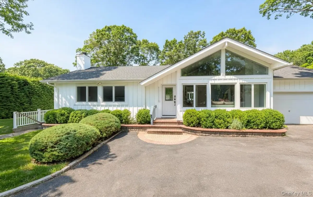 18 Squires Avenue, East Quogue, NY 11942 - #1