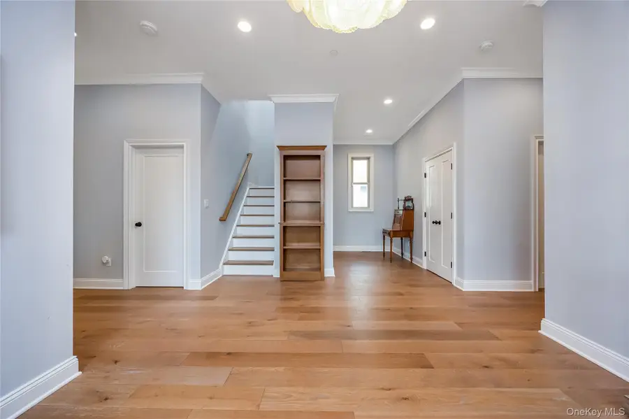 29 Bath Street, Lido Beach, NY 11561 - #3