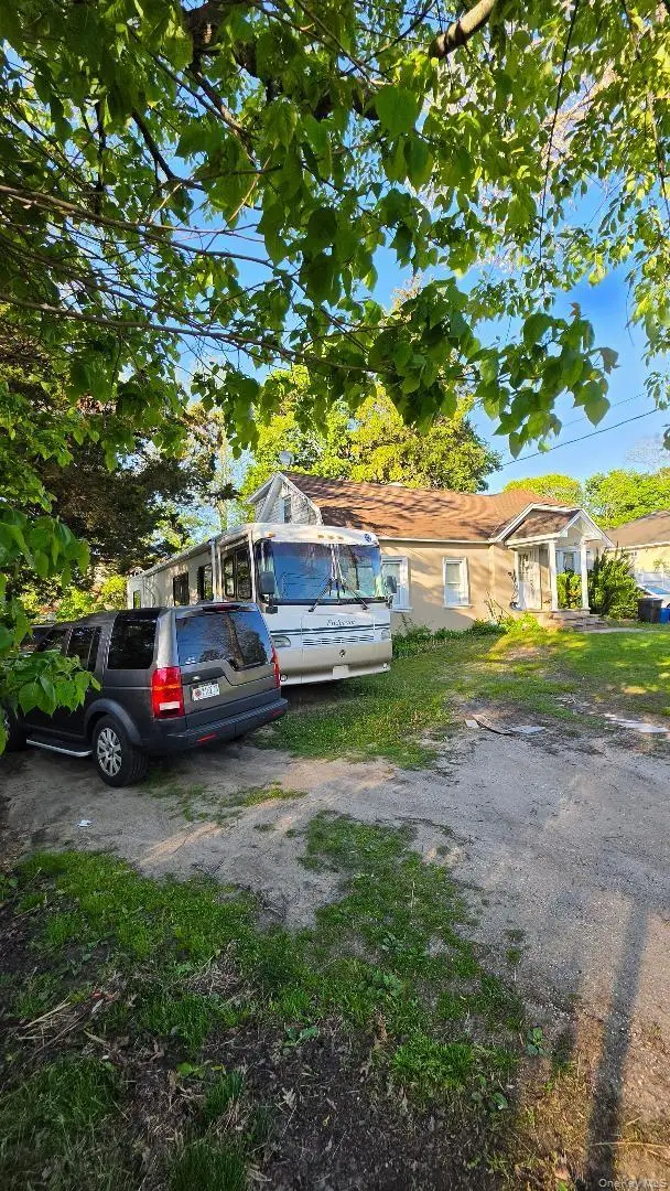 385 Half Hollow Road, Deer Park, NY 11729 - #2