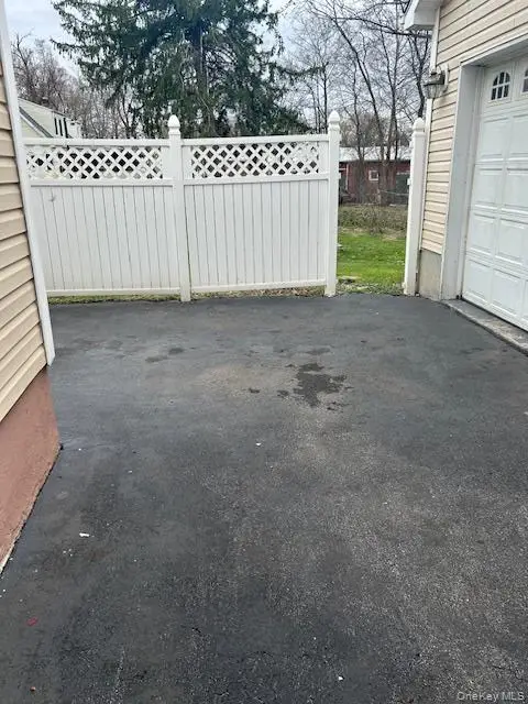 9 Lawrence Road, Poughkeepsie, NY 12601 - #3