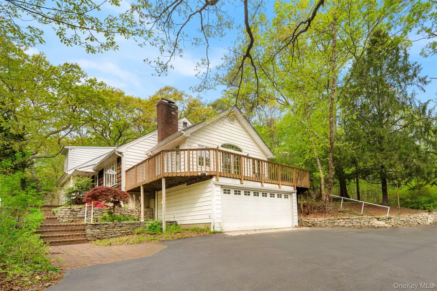 230 Sweet Hollow Road, Huntington, NY 11743 - #3