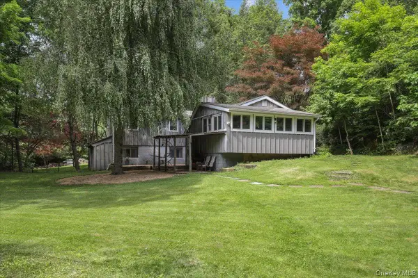 106 Ridgeland Road, South Salem, NY 10590