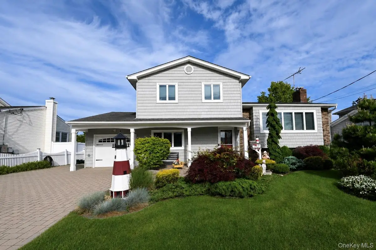 223 W End Avenue, Massapequa, NY 11758 - #1
