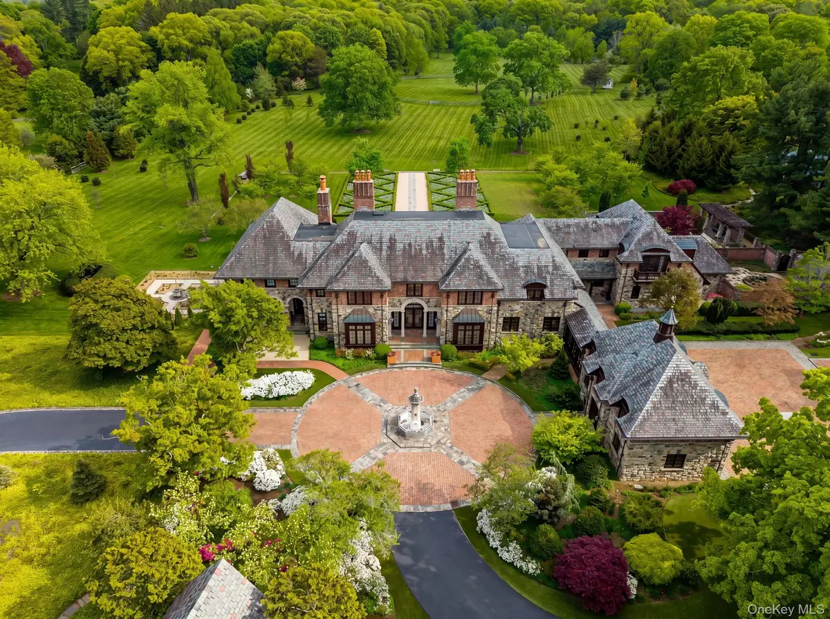 1 Applewood Estate, Upper Brookville, NY 11545 - #1