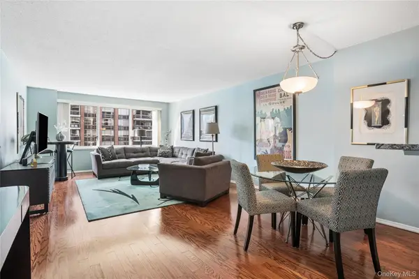 300 E 59th Street #1903, New York (Manhattan), NY 10022