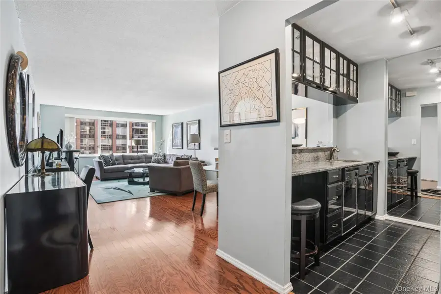 300 E 59th Street #1903, Manhattan, NY 10022 - #2