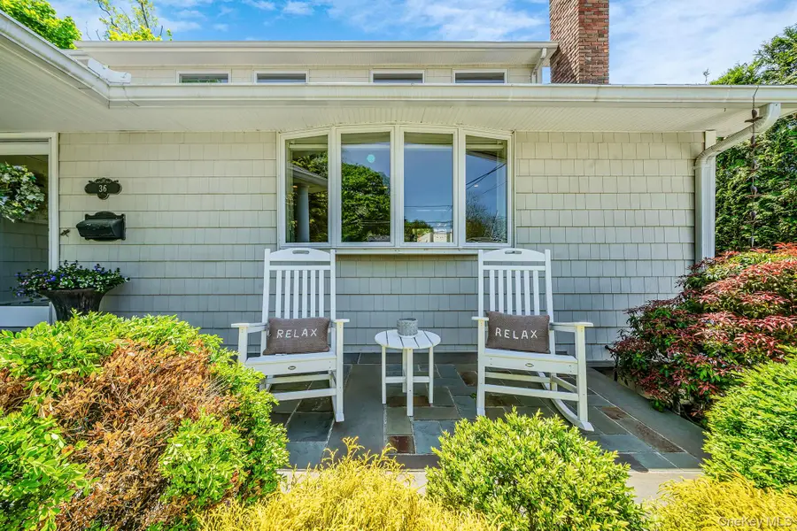36 Manitton Court, Islip, NY 11751 - #2