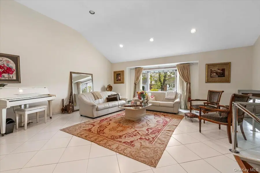 960 Cliffside Avenue, North Woodmere, NY 11581 - #3