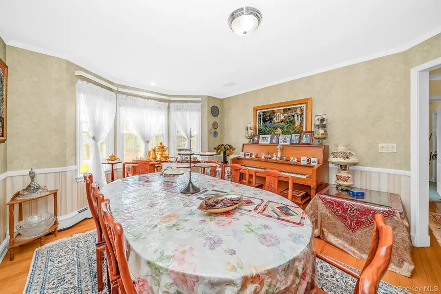 2683 Peconic Avenue, Seaford, NY 11783 - #2