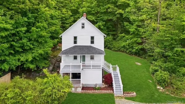 27 Boulder Avenue, Hillburn, NY 10931