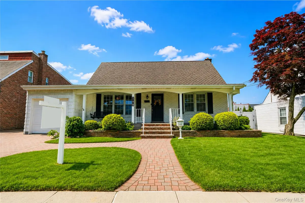 106 Lander Avenue, Staten Island, NY 10314 - #1