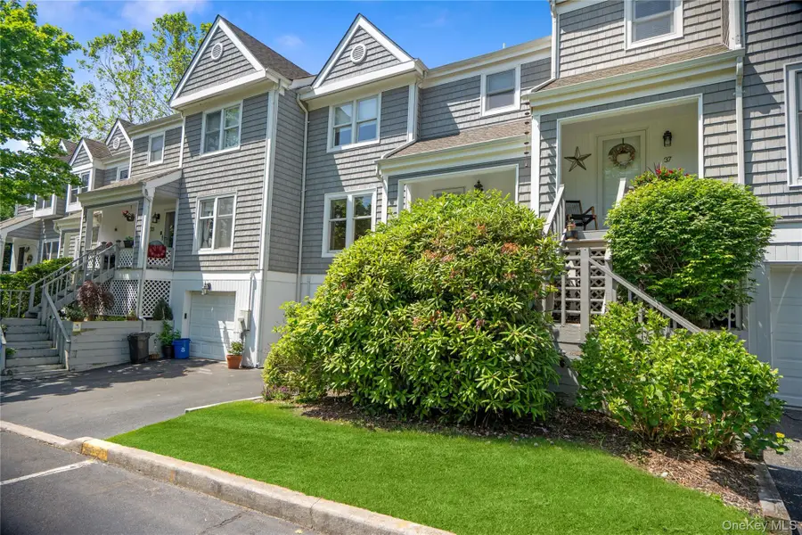 36 Sea Court Lane, Port Jefferson, NY 11777 - #2