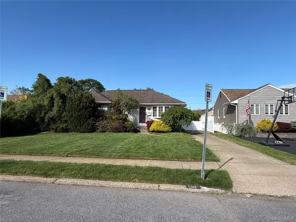 1108 Mcdonald Avenue, Wantagh, NY 11793