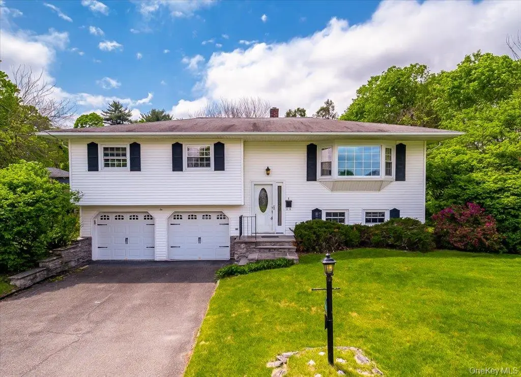 2 Blue Hills Court, Saugerties, NY 12477 - #1