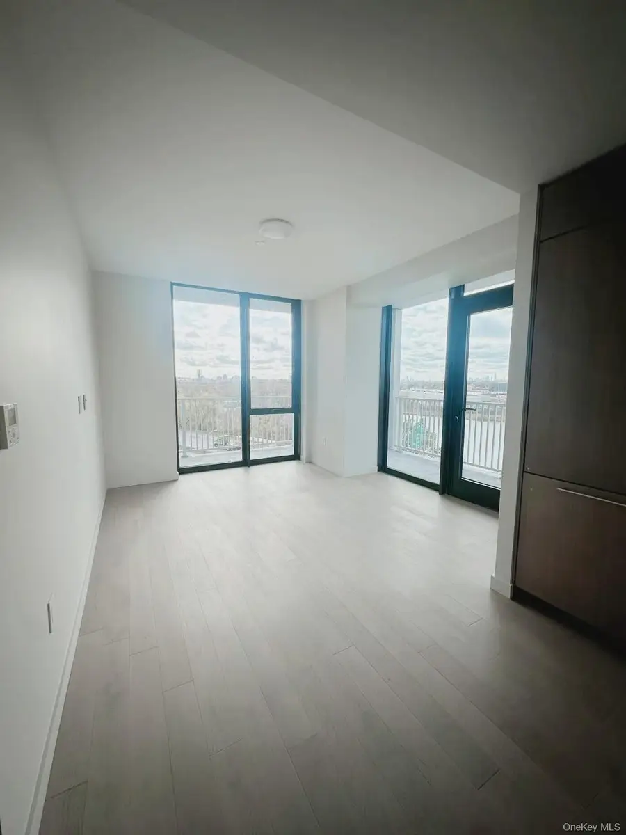 131-02A 40th Road #8H, Flushing, NY 11354 - #3