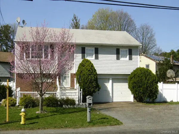 175 Candlewood Road, Bay Shore, NY 11706