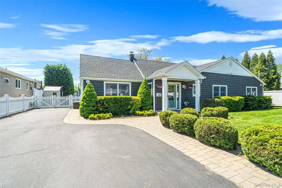 418 Bay 6th Street, West Islip, NY 11795 - #3