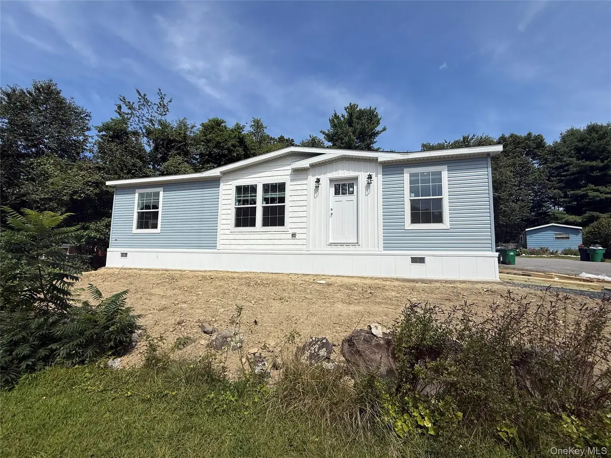 114 Forest Park (aka Hubert St), Wallkill, NY 12589 - #1