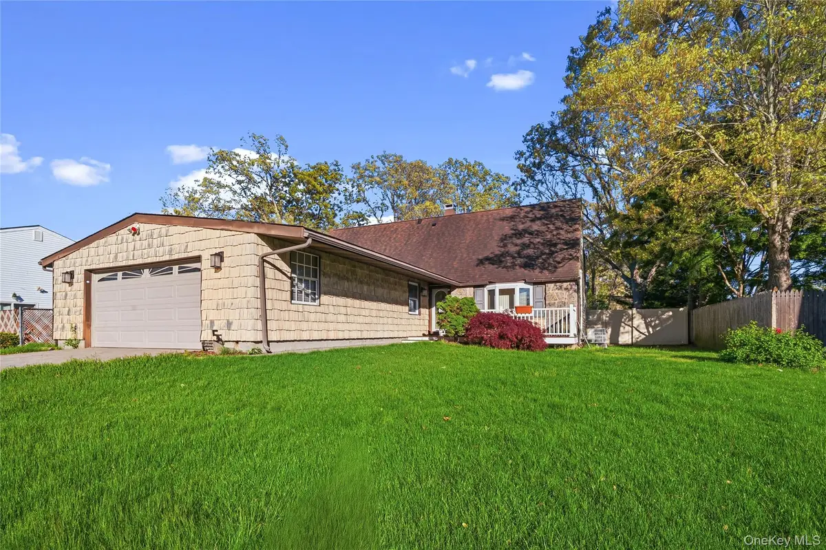 5 Imperial Drive, Selden, NY 11784 - #1