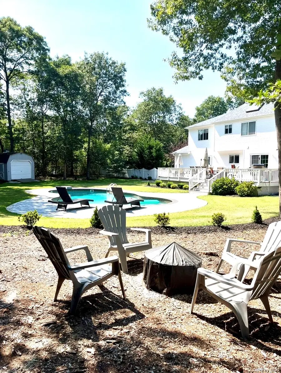 15 Silas Woods Road, Manorville, NY 11949 - #3