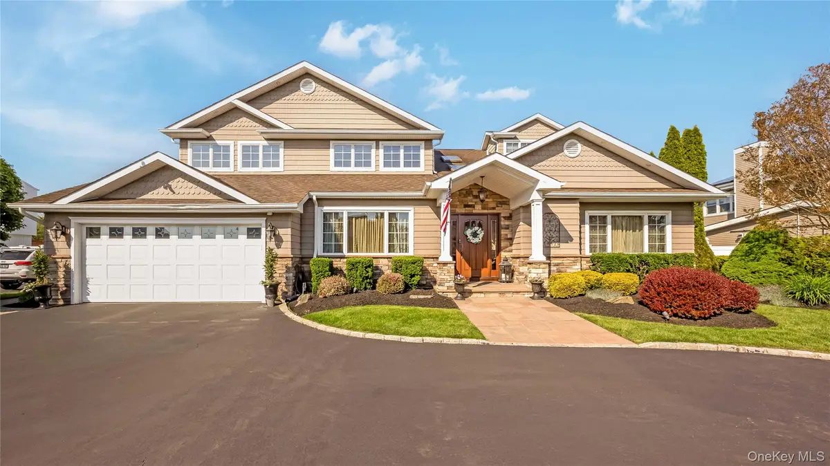 164 Pace Drive S, West Islip, NY 11795 - #1