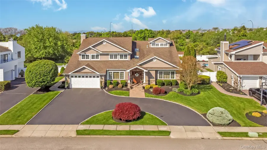 164 Pace Drive S, West Islip, NY 11795 - #2