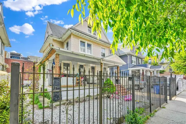 86-16 120th Street, Richmond Hill, NY 11418