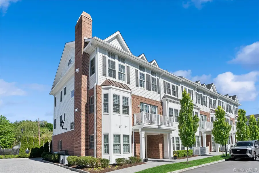 1001 Mill Creek N, Roslyn, NY 11576 - #3