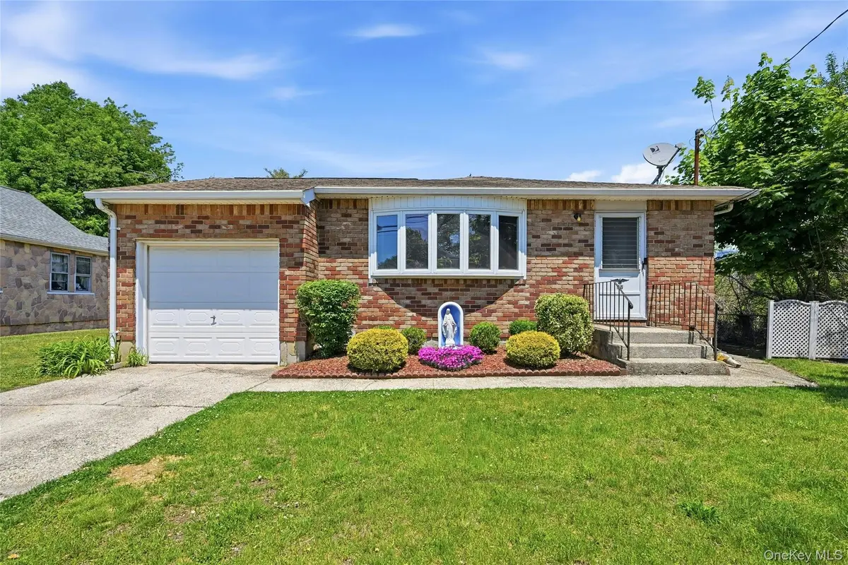 98 Evergreen Avenue, Bethpage, NY 11714 - #1
