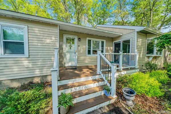 17 Arnold Drive, Middle Island, NY 11953