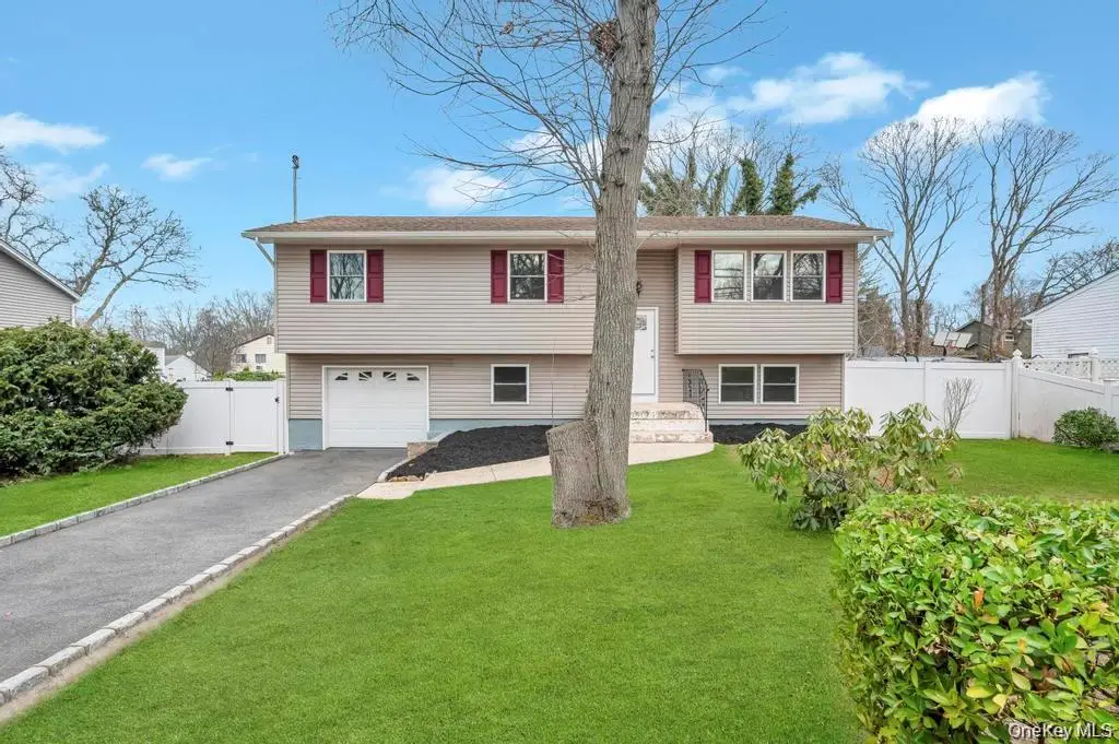 339 Avenue B, Ronkonkoma, NY 11779 - #1