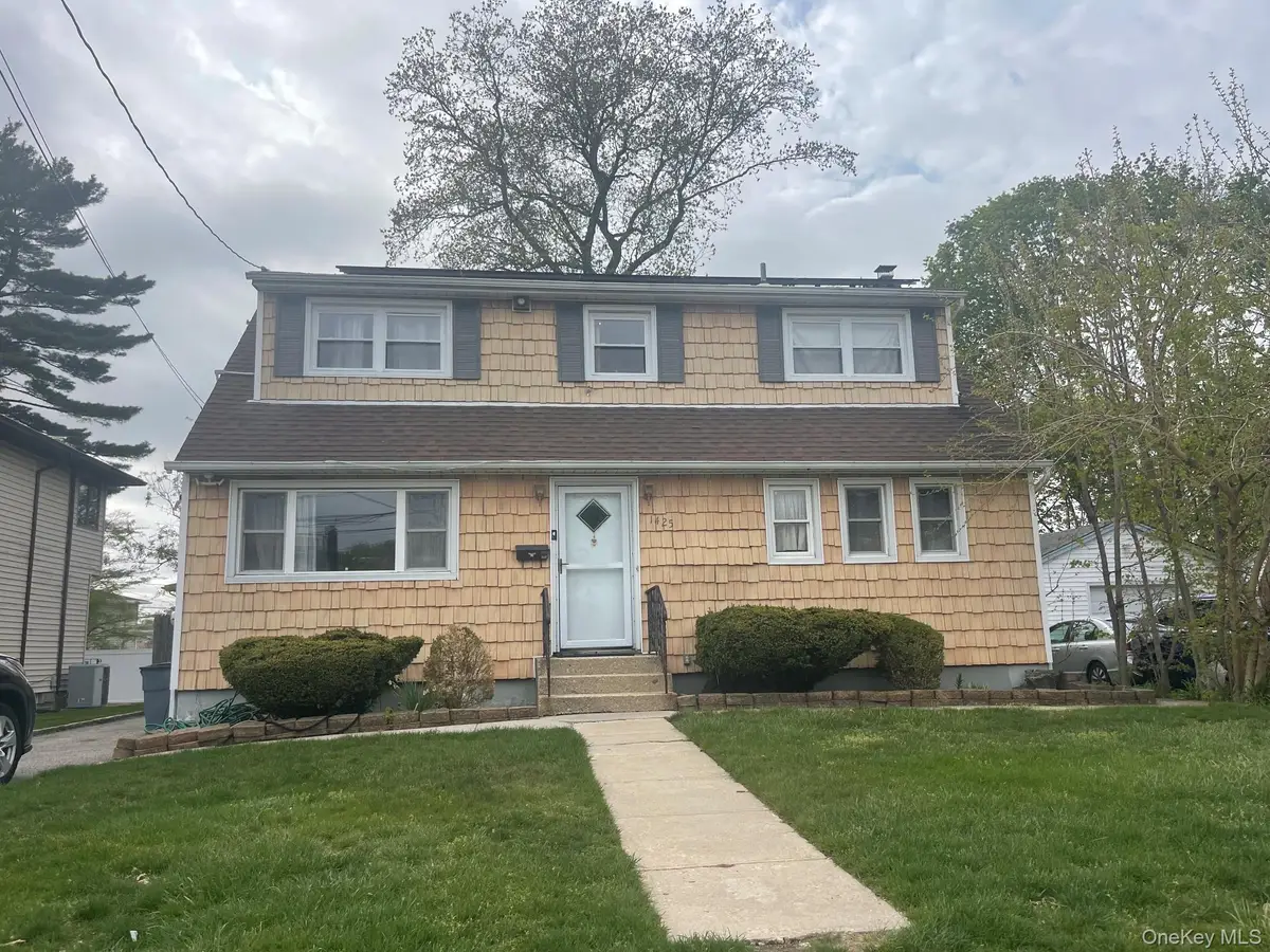 1425 Tadmor Street, North Merrick, NY 11566 - #1