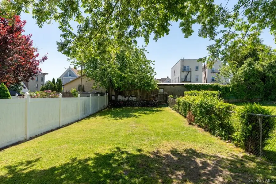 304 Lockwood Avenue, New Rochelle, NY 10801 - #3