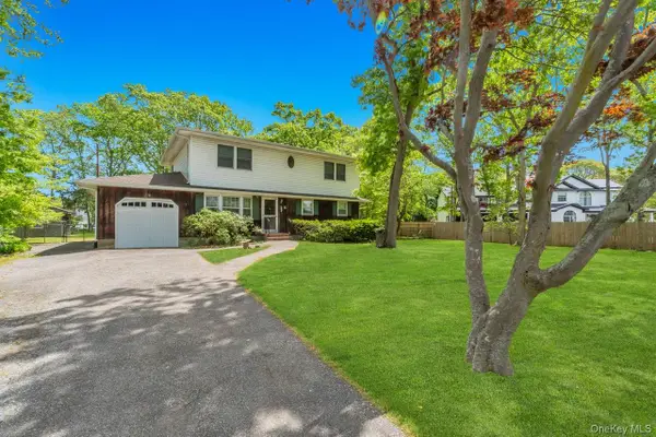 5 Peekskill Avenue, Patchogue, NY 11772